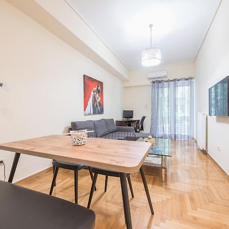 Elegant Home In Quiet Street By Cloudkeys Aten Exteriör bild