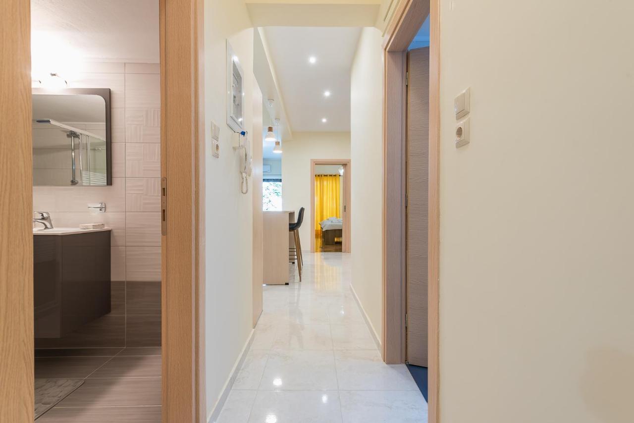 Elegant Home In Quiet Street By Cloudkeys Aten Exteriör bild
